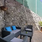 Bisangel House *