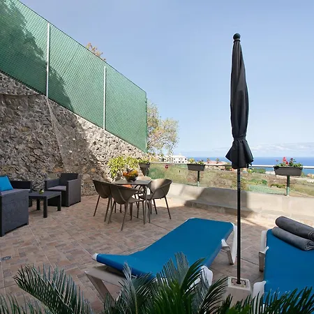 Ferienhaus Bisangel House *